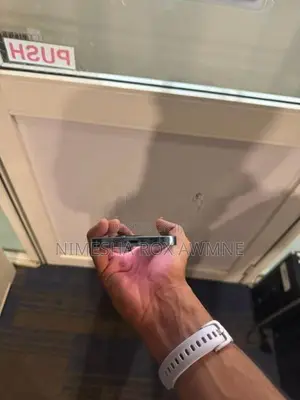 Apple iPhone 13 Pro (Used)