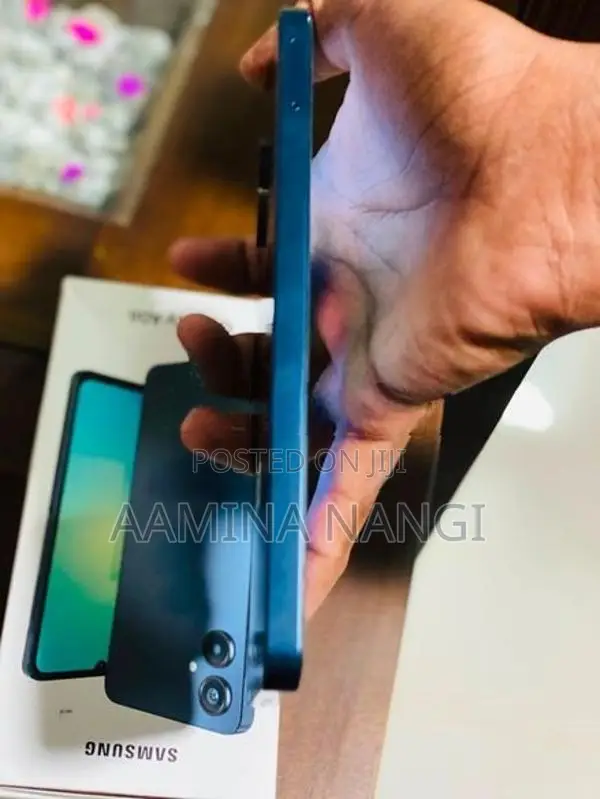 Samsung Galaxy A06 (Used)