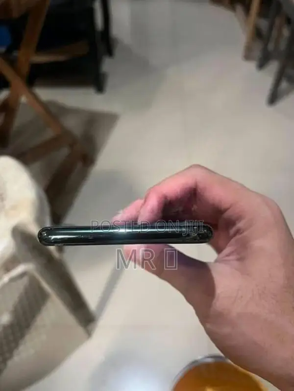 Apple iPhone 11 Pro Max 256GB (Used)