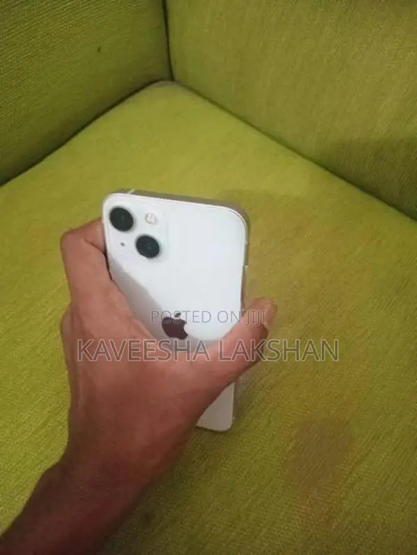 Apple iPhone 13 (Used)