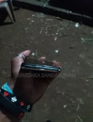 Apple iPhone X (Used)