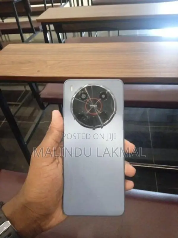 ZTE nubia V70 Max (Used)
