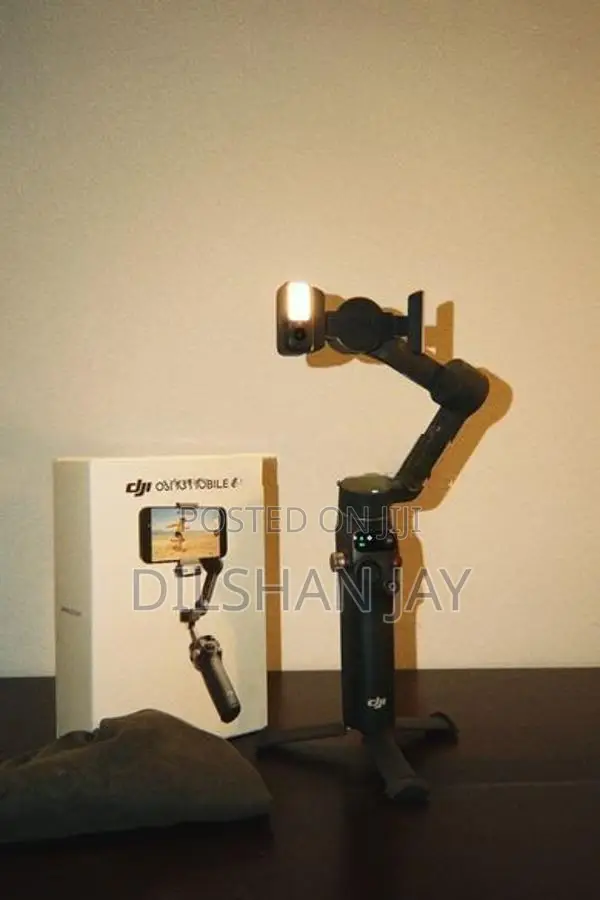 DJI Osmo Mobile 8