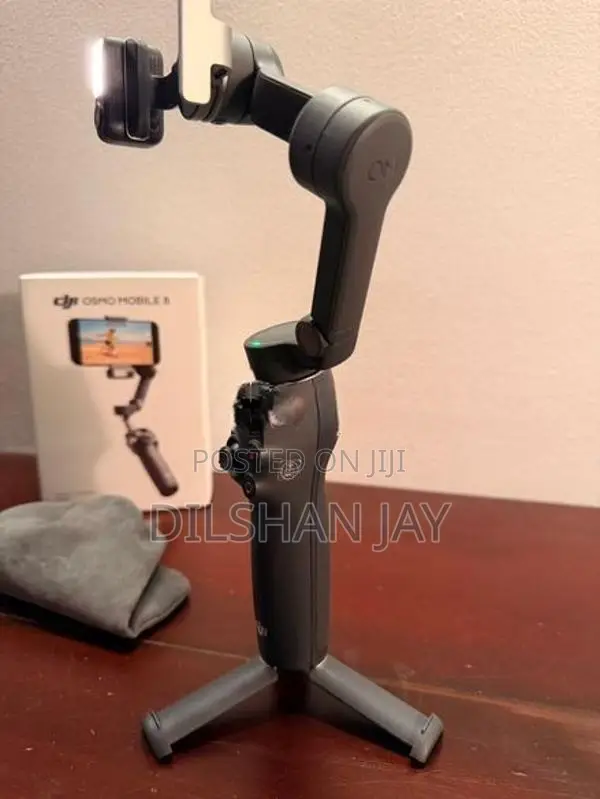 DJI Osmo Mobile 8