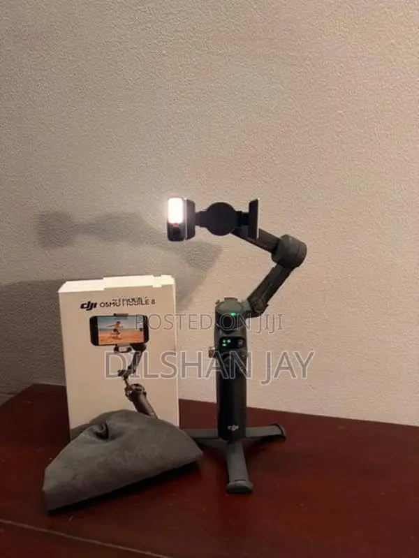 DJI Osmo Mobile 8