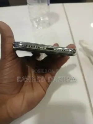 Apple iPhone XS 256GB (Used)