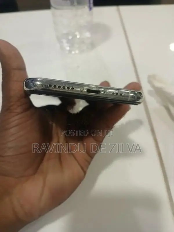 Apple iPhone XS 256GB (Used)
