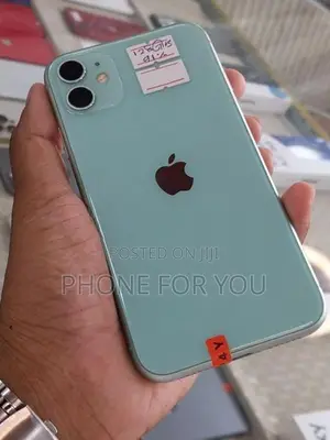 Apple iPhone 11 (Used)