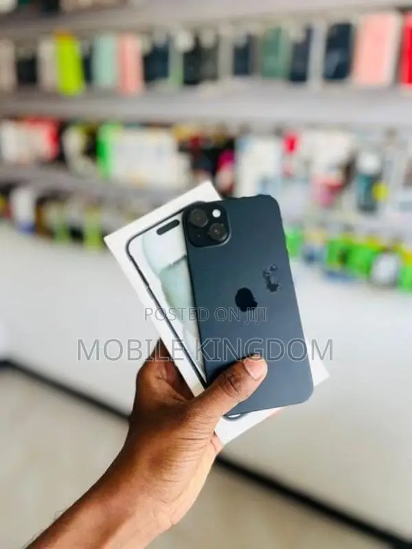Apple iPhone 15 128GB Black (Used)