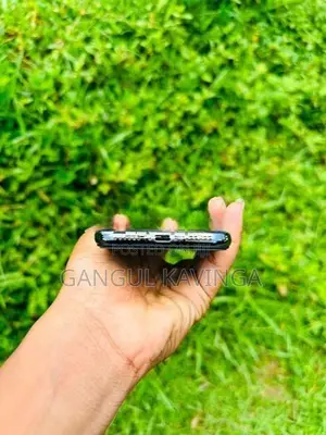 Apple iPhone X (Used)