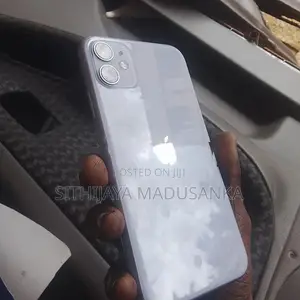 Apple iPhone 11 (Used)