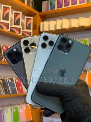 Apple iPhone 11 Pro 512GB (Used)