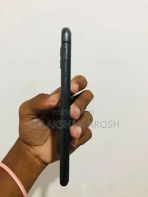 Apple iPhone 11 (Used)