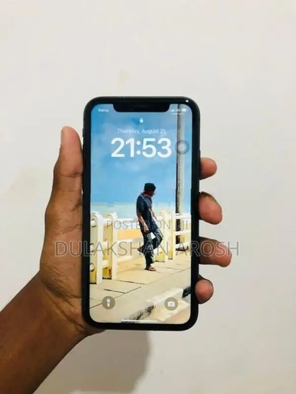 Apple iPhone 11 (Used)