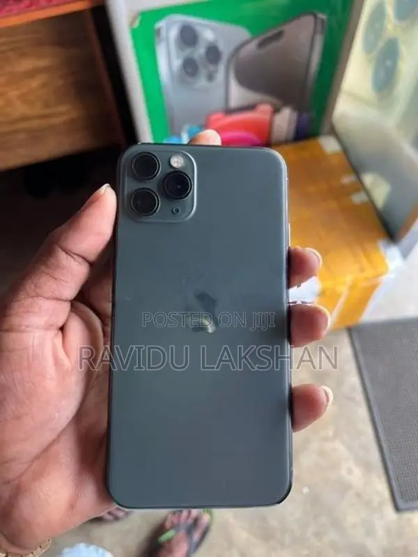 Apple iPhone 11 Pro 256GB (Used)