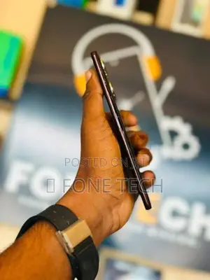 Vivo V29E 8GB 128GB (Used)