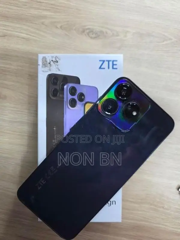 ZTE Blade V50 256GB (Used)