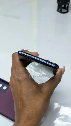 Samsung Galaxy S20FE Fan Edition (Used)