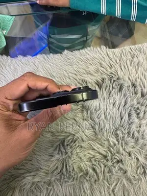 Apple iPhone 16 Pro (Used)