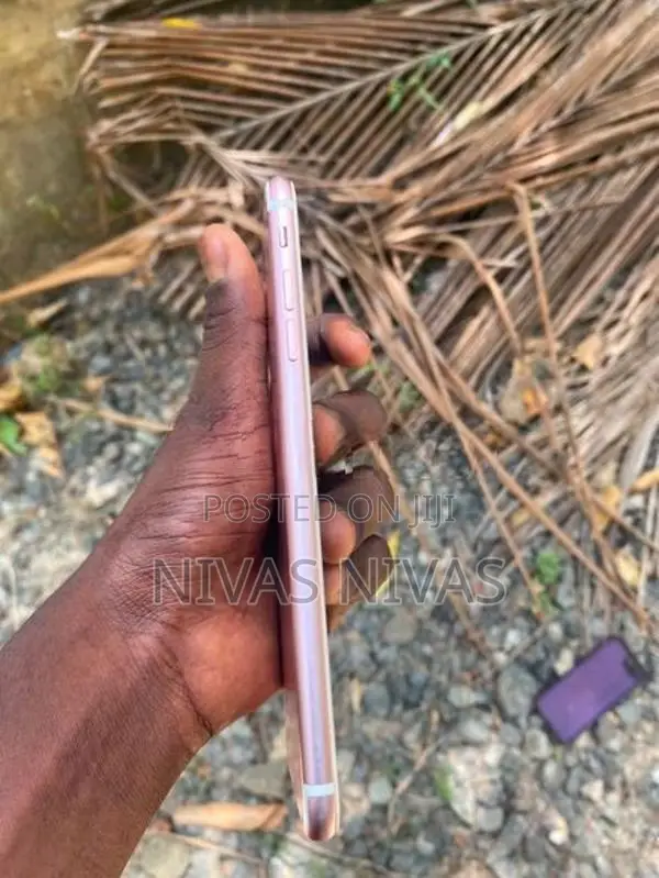 Apple iPhone 7 Plus (Used)