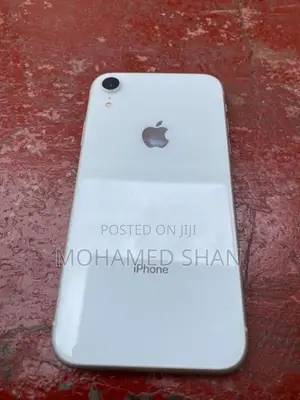 Apple iPhone XR (Used)
