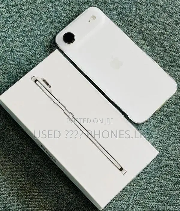 Apple iPhone Air 256GB (Used)