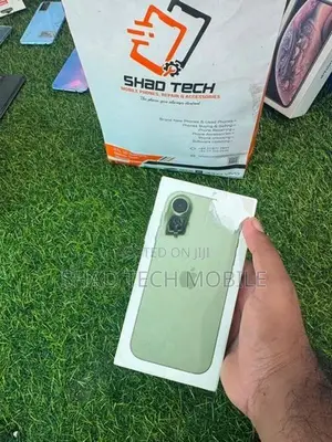 Apple iPhone 17 256GB (Brand New)