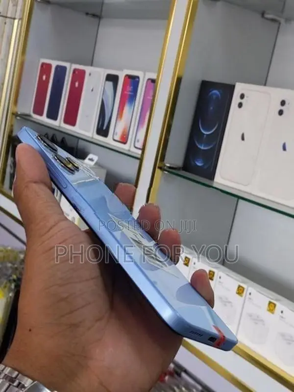Xiaomi 12 (Used)