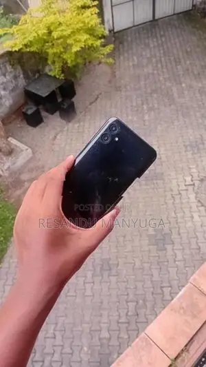 Samsung Galaxy A04e (Used)
