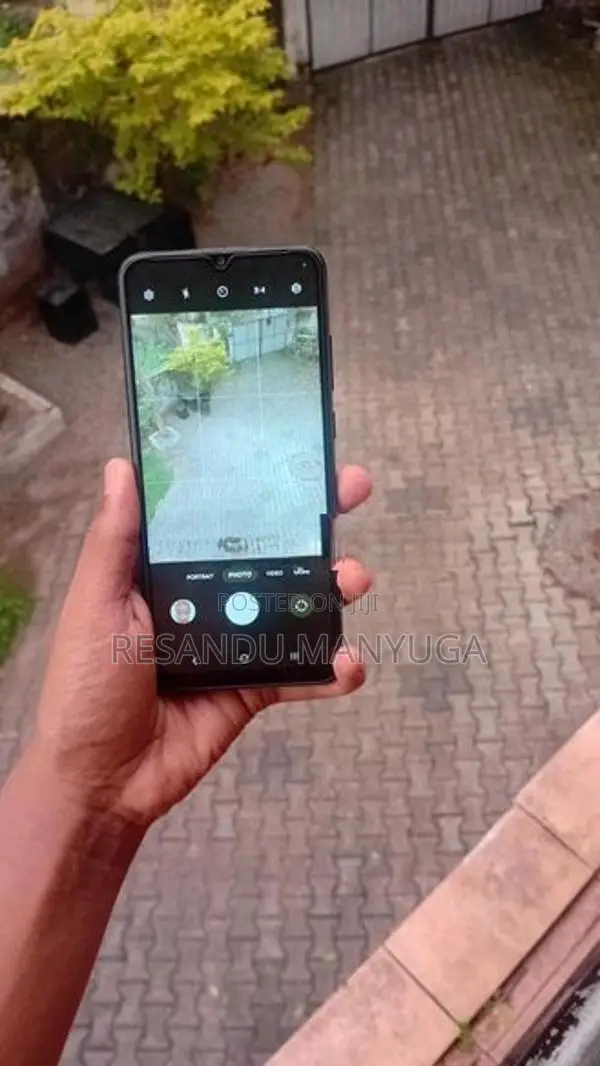 Samsung Galaxy A04e (Used)