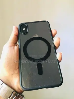 Apple iPhone XS (Used)