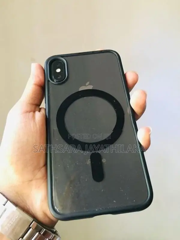 Apple iPhone XS (Used)