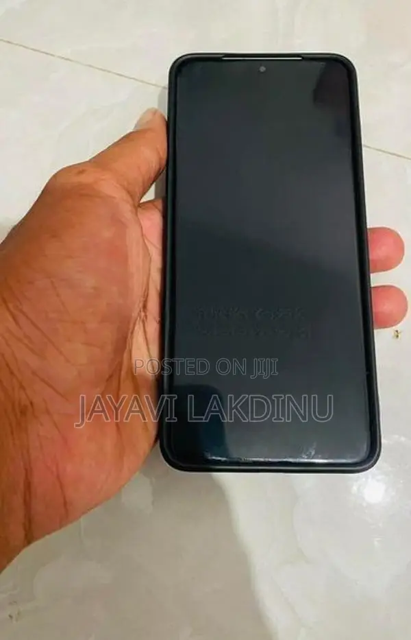 Samsung Galaxy S20 (Used)