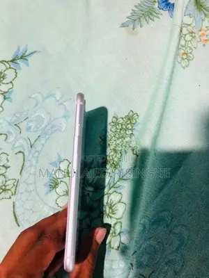 Apple iPhone 8 64GB (Used)