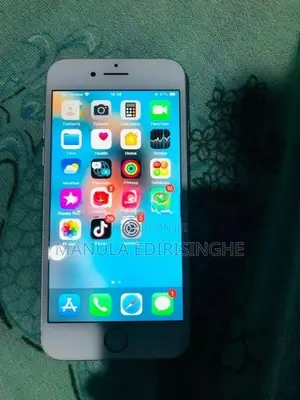 Apple iPhone 8 64GB (Used)