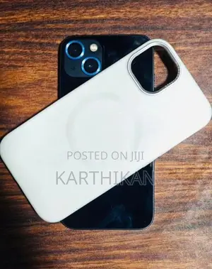Apple iPhone 13 (Used)