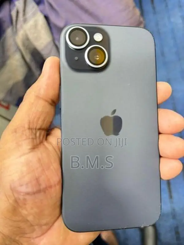 Apple iPhone 15 (Used)
