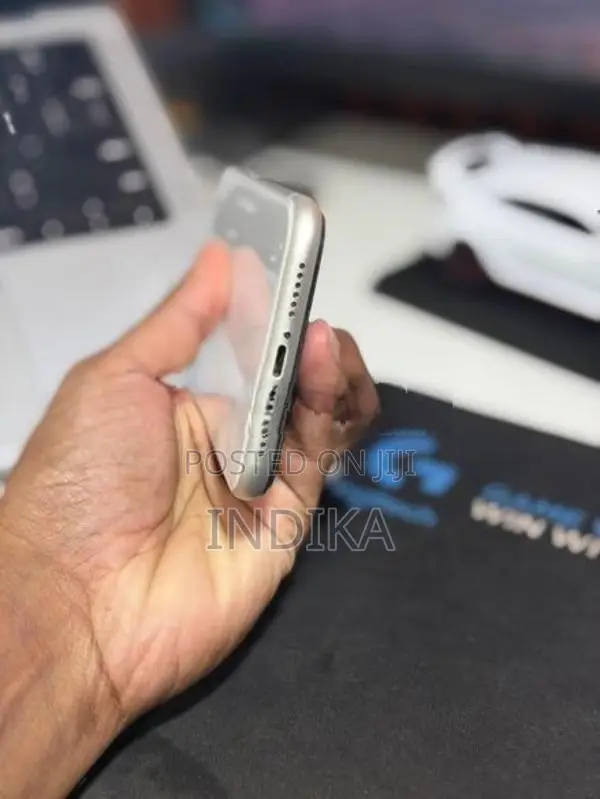 Apple iPhone 11 (Used)