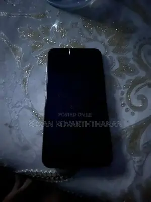 Apple iPhone XS Max (Used)