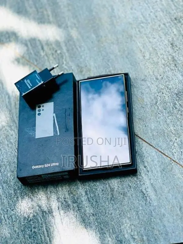 Samsung Galaxy S24 Ultra 256GB (Used)