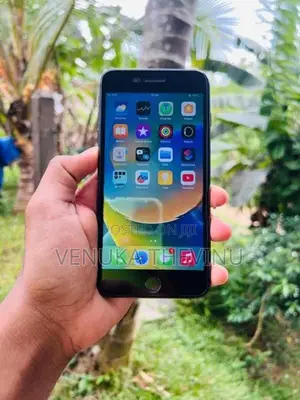 Apple iPhone 8 Plus (Used)