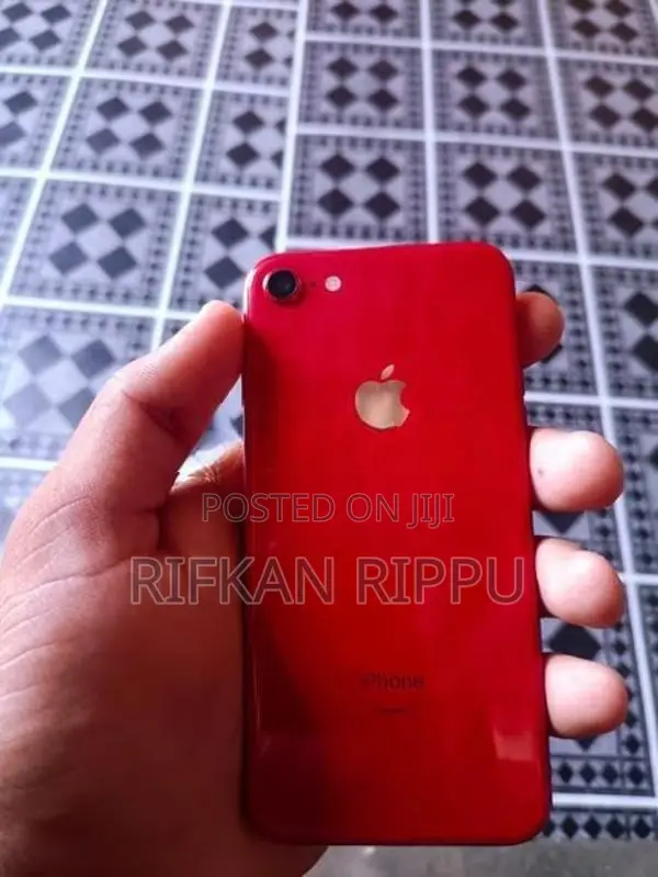 Apple iPhone 8 (Used)