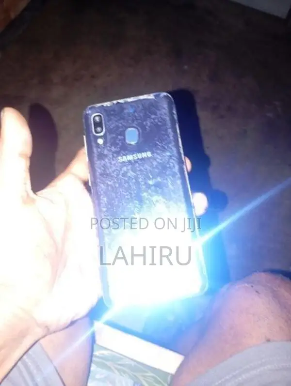 Samsung Galaxy A20s (Used)