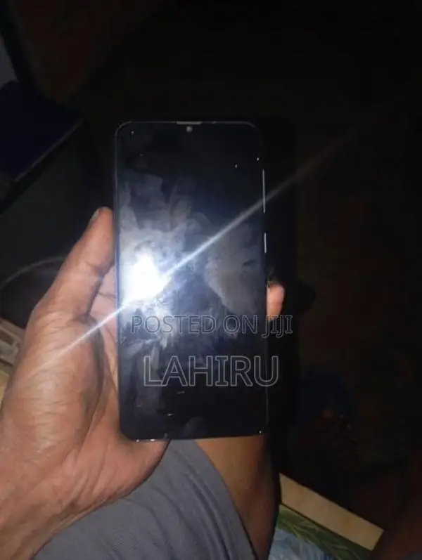 Samsung Galaxy A20s (Used)