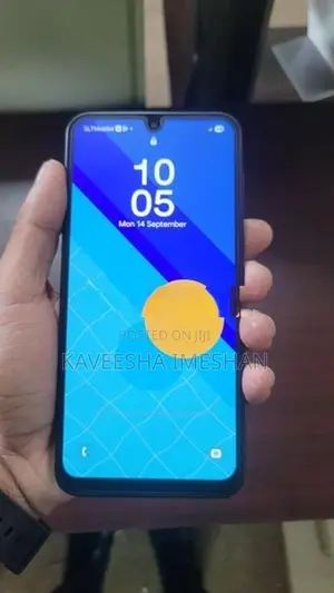 Samsung Galaxy A17 (Brand New)