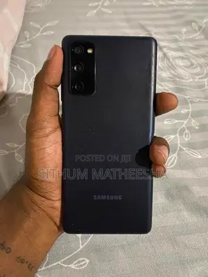 Samsung Galaxy S20FE (Used)