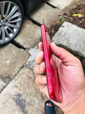 Apple iPhone XR (Used)