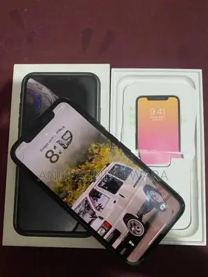 Apple iPhone XR (Used)