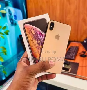 Apple iPhone XS (Used)