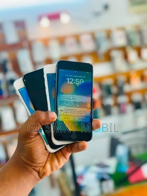 Apple iPhone 8 64GB (Used)